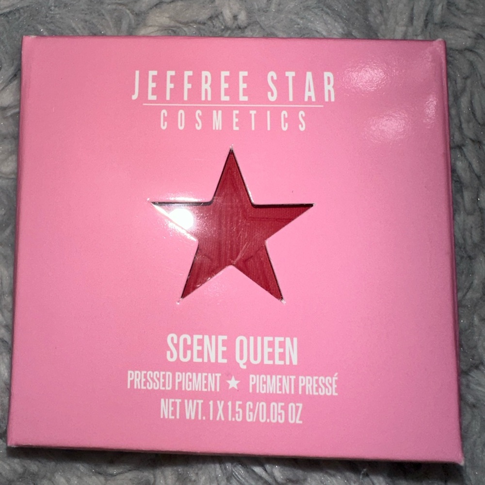 Jeffree Star Red Eyeshadow Palette